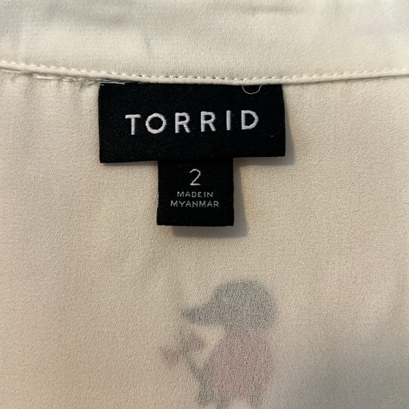 Torrid Dachshund Blouse Women's Plus Size 2 - Picture 3 of 6